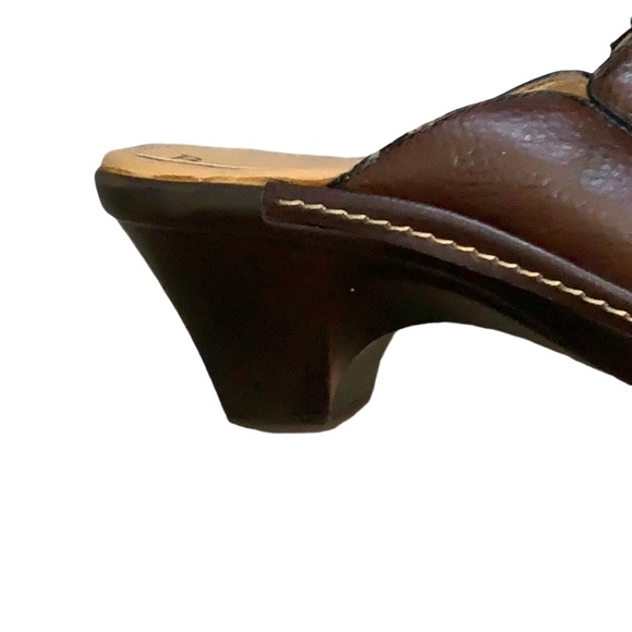 Bjorndal Women Brown Slip On Clogs - Picture 6 of 8